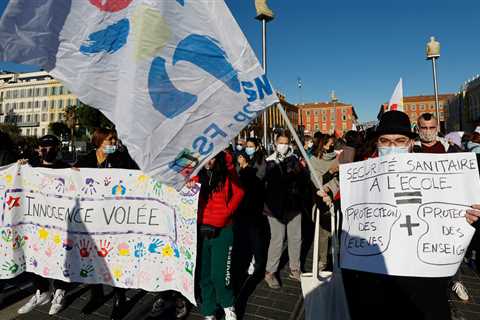 Teachers across France stage a one-day walkout over Covid rules.
