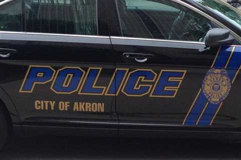 Shooting outside Akron hookah lounge wounds 1