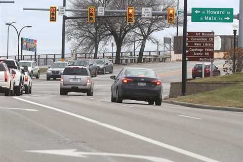 Crash report for Akron area shows increased injuries, high fatalities