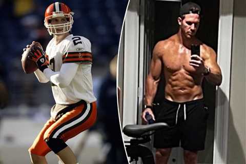 Ex-NFL QB Tim Couch shocks Twitter with ripped physique