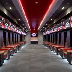 College football teams are dropping millions on state-of-the-art locker rooms. Here are some of the ..