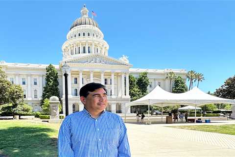 California Health Care Pioneer Goes National, Girds for Partisan Skirmishes