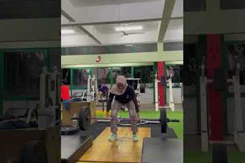 Woman's 45kg Lift Goes Wrong Gym Fail