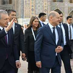 President of Uzbekistan meets German Chancellor Olaf Scholz in Samarkand (PHOTO)