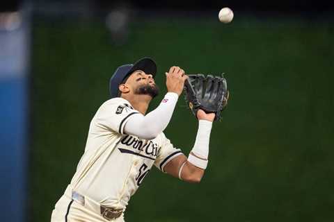 Twins look to keep faint playoff hopes alive vs. Orioles