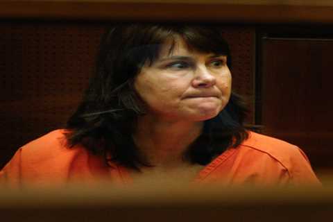 Board blocks parole for LAPD detective serving life for murder of ex-boyfriend’s wife