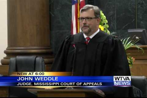 Weddle takes oath of office as new Mississippi Court of Appeals judge