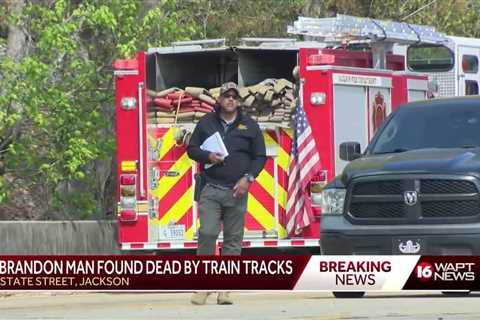 Jackson police investigating homicide after body recovered near train tracks