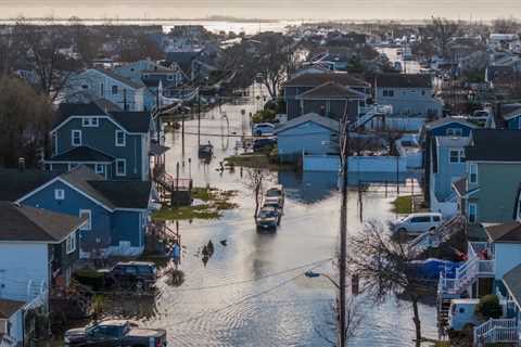 NYC and Long Island Could Lose 80,000 Homes to Flooding by 2040, Exacerbating Housing Crisis: Report