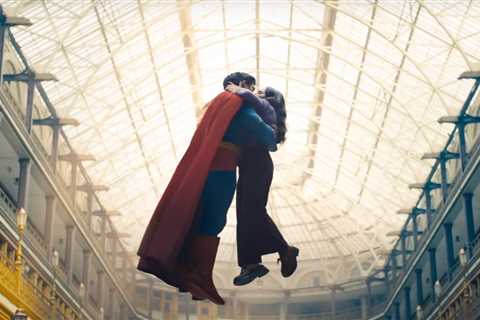 Epic Sci-Fi: Warner Bros. Co-Heads Applaud James Gunn’s Superman