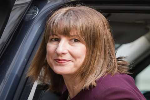 Financial Incentive Propels Home Office Towards Swift Reduction of Migrant Hotel Costs