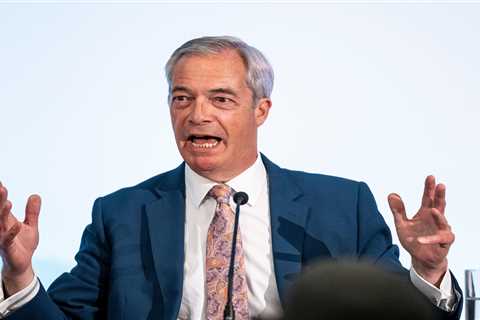 Farage's Wild Plan: Steal Italy's Rich Folks and Hand You Cold Hard Cash