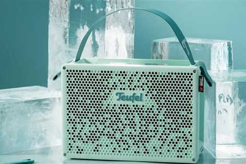 Ultra-Repairable Bluetooth Speaker Tackles Tech Waste Issues