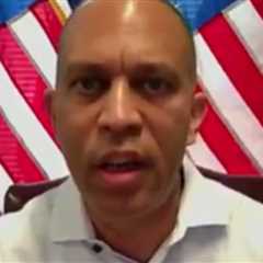 House Dem Leader Hakeem Jeffries Accuses Republicans of Trying to ‘Steal’ the 2026 Midterm..