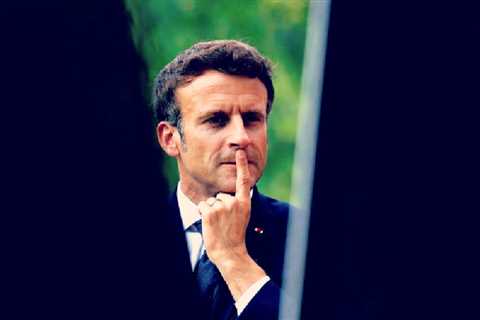 Failing French President Macron Wants To Ban Under-15 Kids From Social Media – And He Wants It Done ..